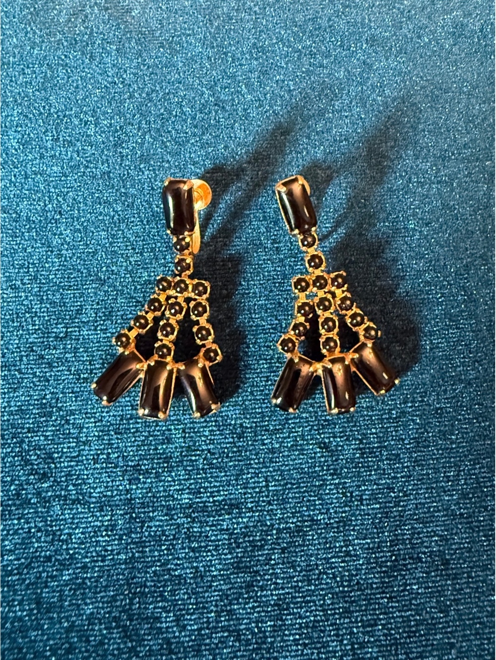 Vintage 1940s 1950s Black Rhinestone Chandelier Earrings Screw Back Black Dangle